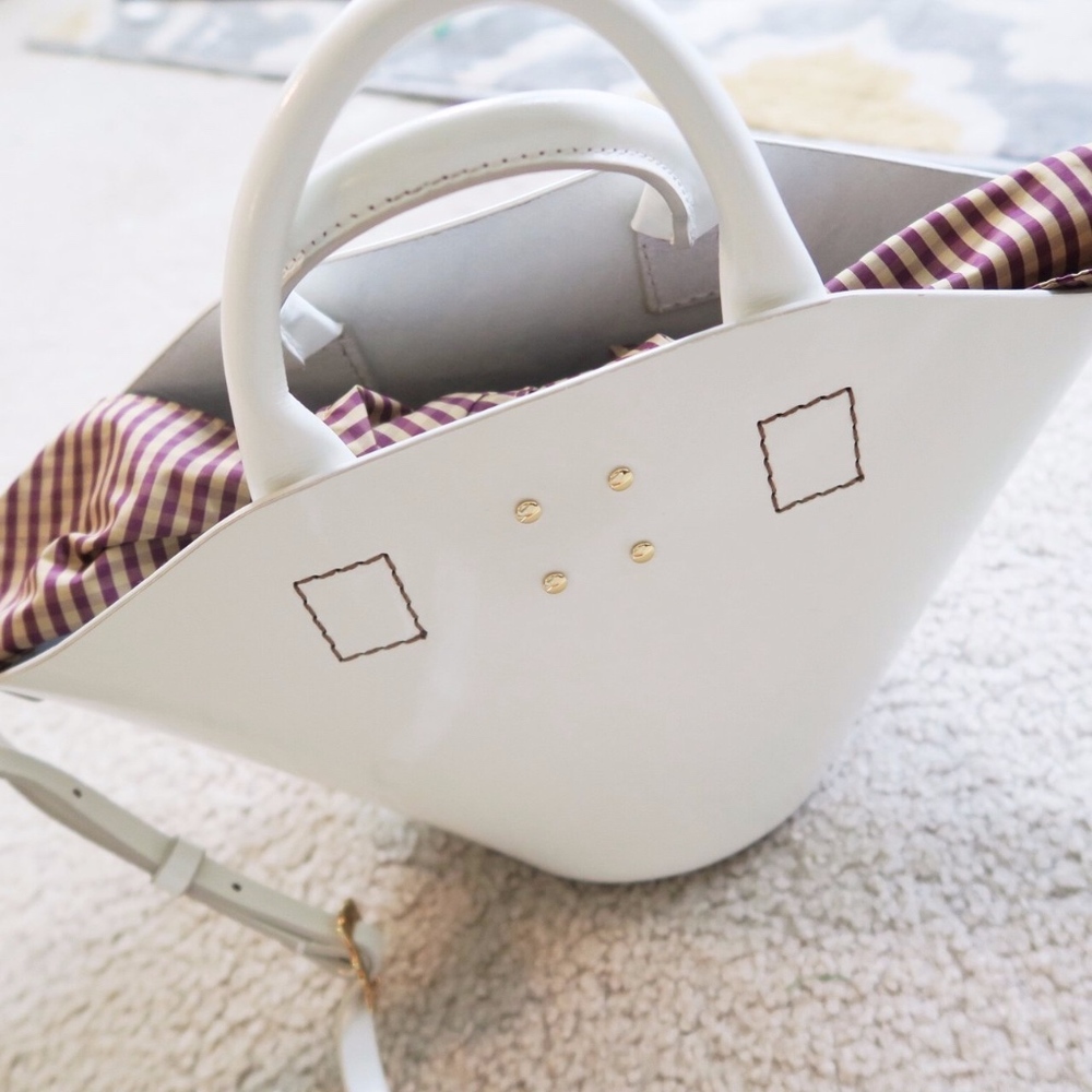 Trademark small basket bag